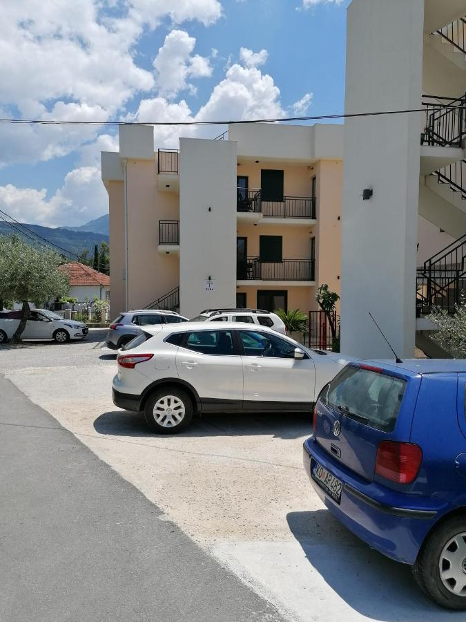 Olea Apartment Tivat Exterior photo